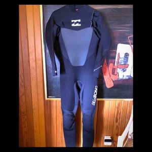 Billabong AX-2 Superflex Surf Wetsuit